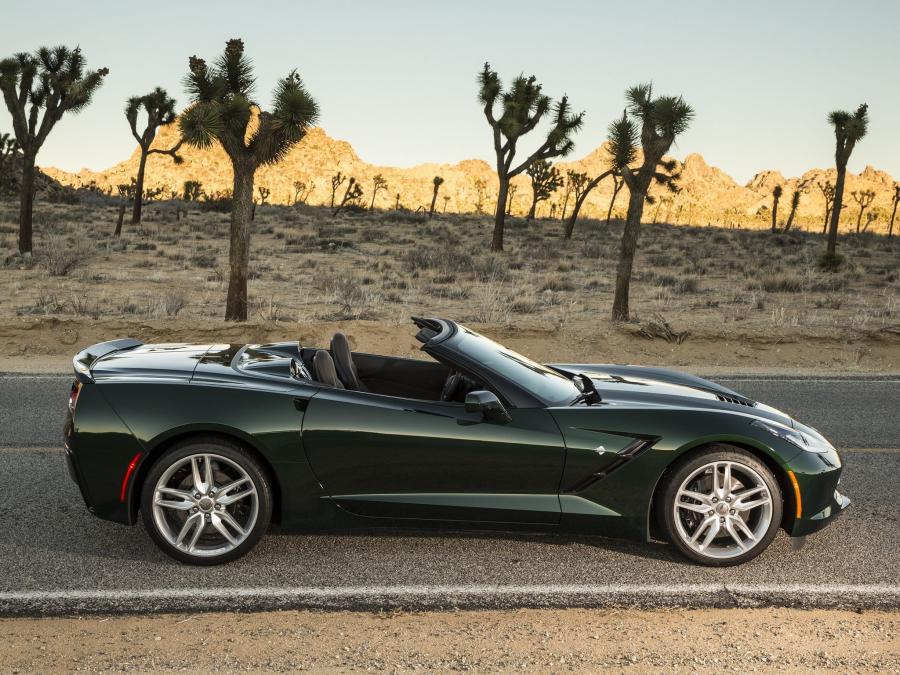  Chevrolet Corvette Stingray Convertible 2013 года  (фото 45 из 48)